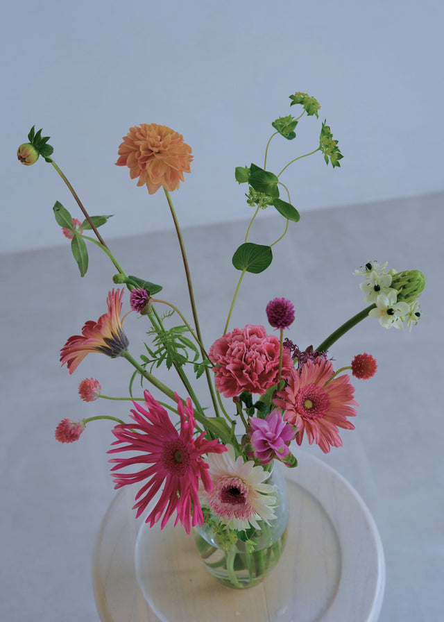 バラと旬の花定期便 スタンダード